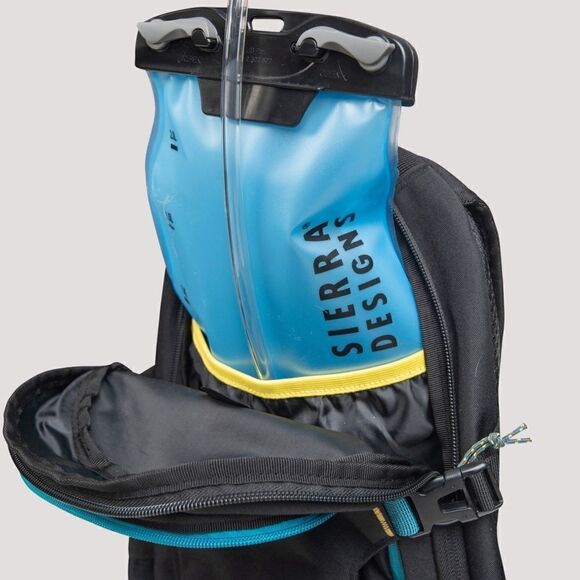 Sierra designs water Backpack black - Picture 4 of 14